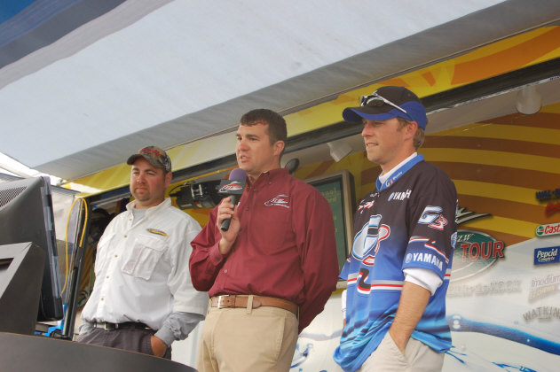 8752C2D8-876A-41E4-B701-1B94CF5D1E28