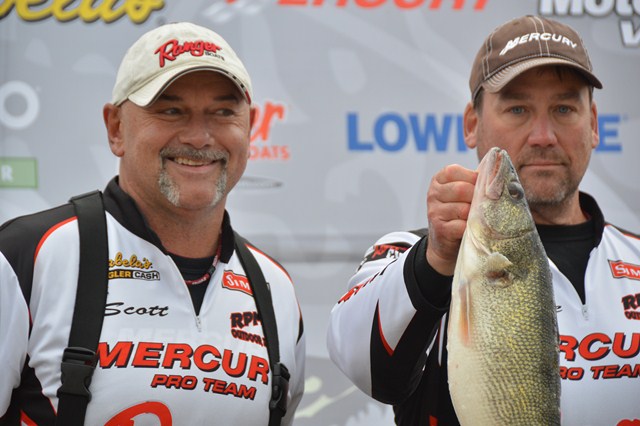 876E24AB-007F-443E-9C4C-3D99EF7D34E0