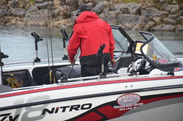 87AEB751-59E0-4E38-888D-3C1DCBE12613