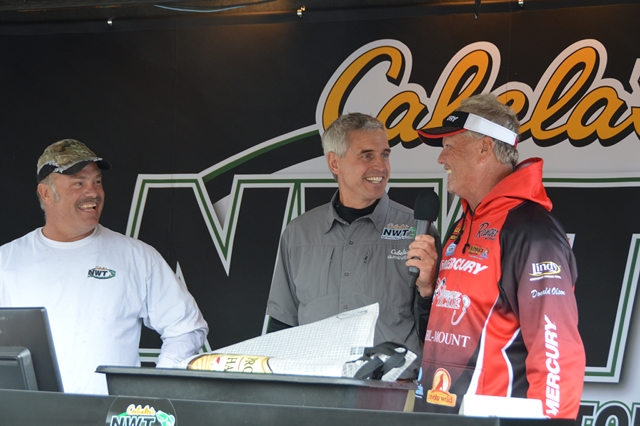 87D7CFC5-2E4B-4672-8EEB-71716F4DE9B5