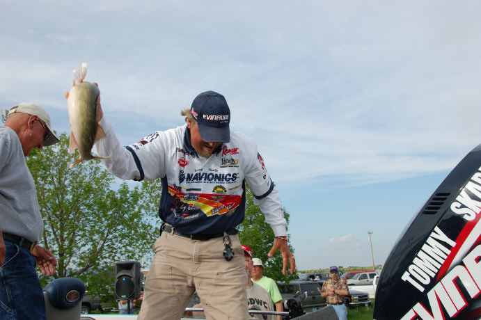 87E64629-2292-4E93-B36A-F1885ECC0BAD