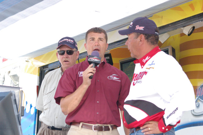 87FCB4C9-6122-460F-B6DB-687AA64A9D2F