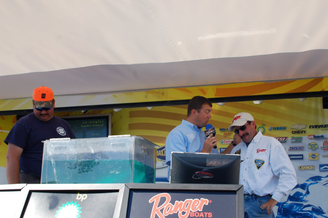 8805F86B-8CD0-42EA-9AAB-6FFB790DAEFA