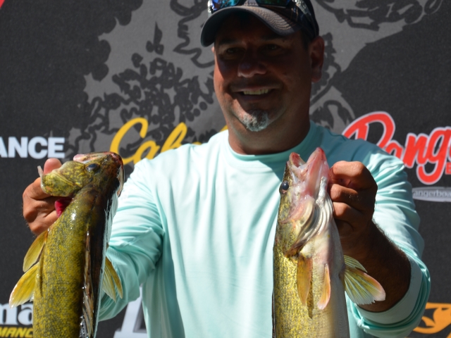 882411EF-FFF0-40FE-BCFB-B0D00A0D2D2D