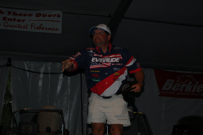 884C6417-FF5C-404B-99AD-10A709FBF508