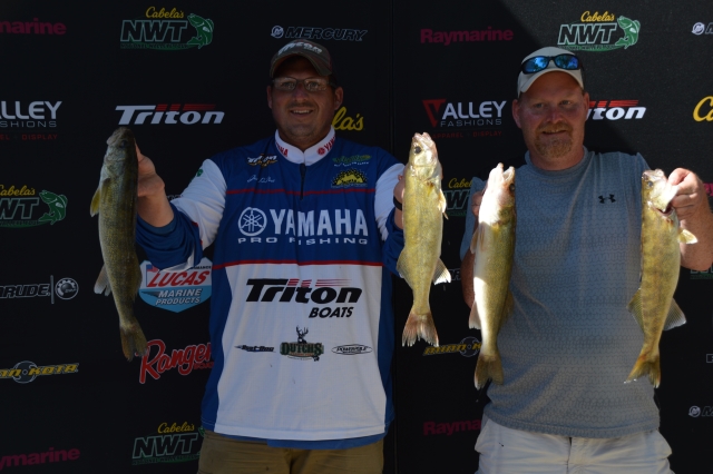 8883AE74-792B-45E3-9213-F51E95DC8688