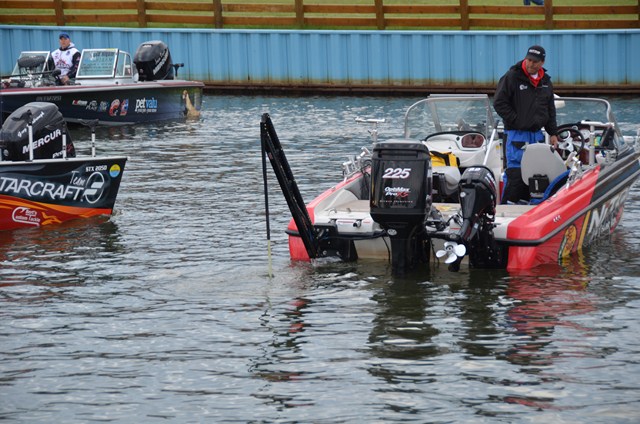 888EAC24-882A-4785-B9BA-1BA327838A57