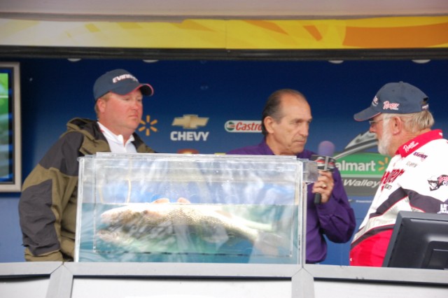 88D5640A-7164-4208-AF86-E6B413289BFB