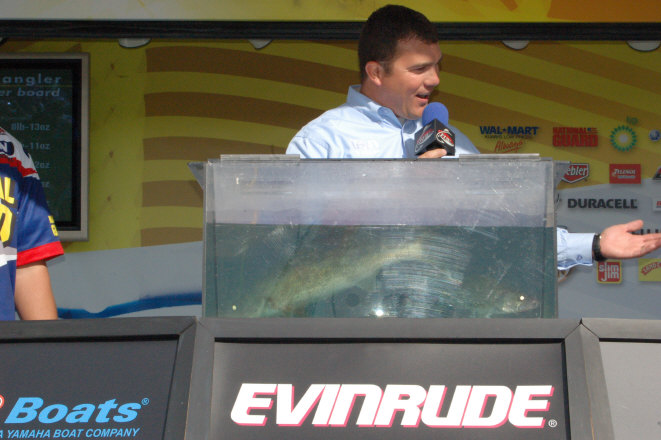 88E4589A-BA1F-4A04-BC44-6D03FD1BD2D3