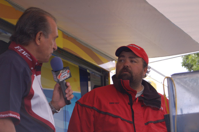 88EF1E0D-117C-4C76-BA9D-5FF225547649