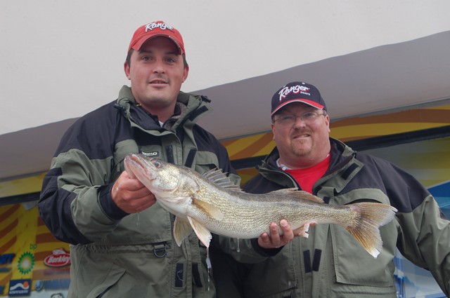 8963C1C4-30BE-48E0-8189-CA38E84AC812