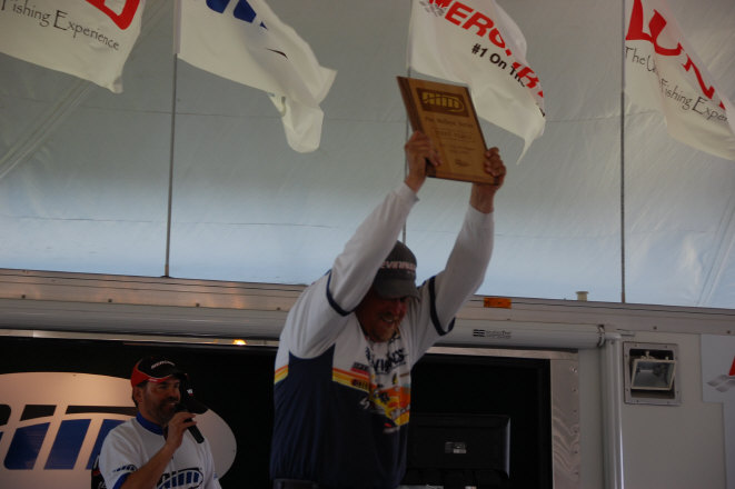 89755950-4FAA-482A-8569-92C9E2D79FC1