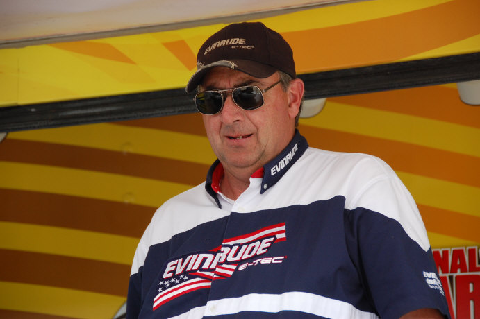 89D66E98-7252-4F12-9D59-9A71F8812740