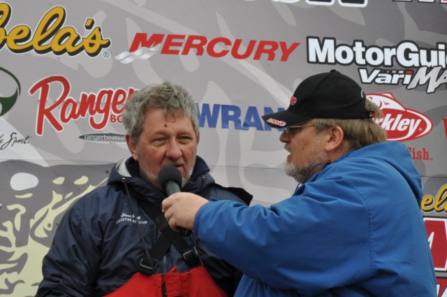 89F8A887-4E9F-445C-AD1D-9DAAD8403D52