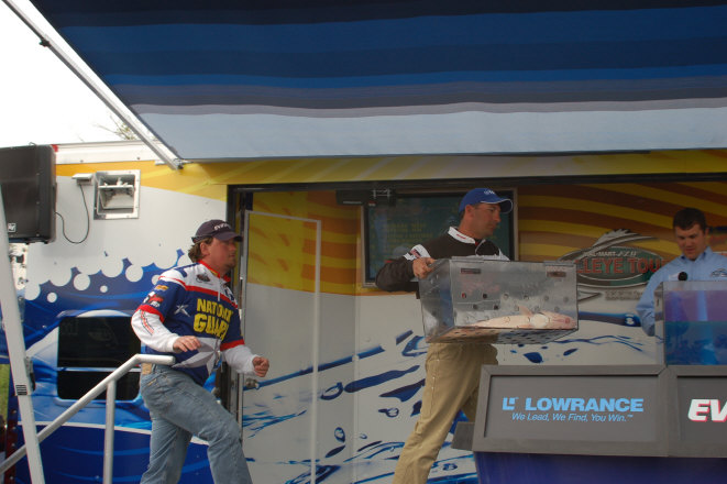 8A49856A-AA80-4521-9478-C3E92268A0DB