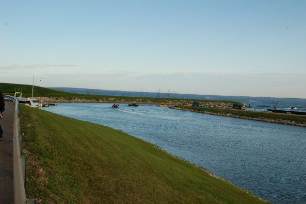 8A6A407C-FD87-4E05-9E7E-8B3544C055BC