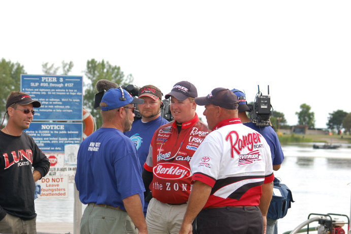 8A74937E-B933-49ED-A338-3A564C37A34B