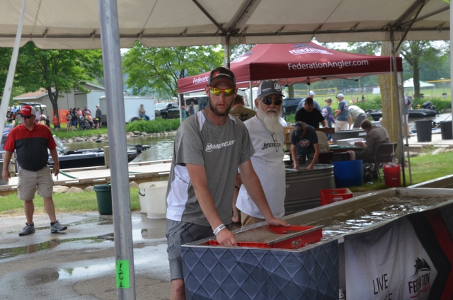 8A7BA404-CE77-4ABB-A9F8-DC2F09C98463