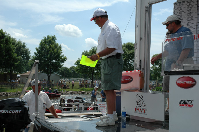 8A941982-81D4-4BF3-A0E0-A8D9A12A8679