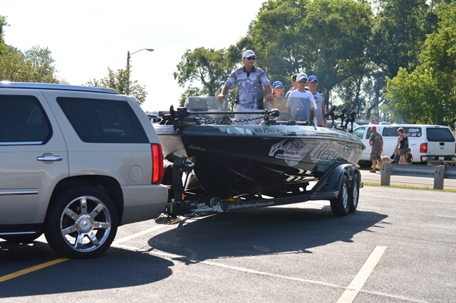 8AC597BB-8F69-4A3F-B452-15F8B87E321E