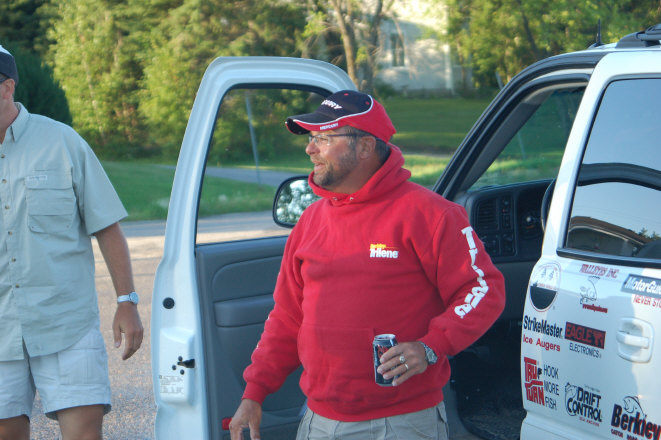 8AD19899-3F43-4DBE-96F9-48061D39CA87