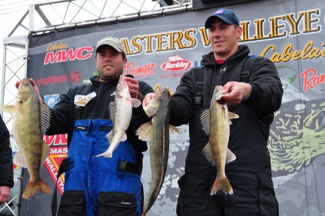 8B076E6F-305F-4EE2-BACA-3A3553F3E94B