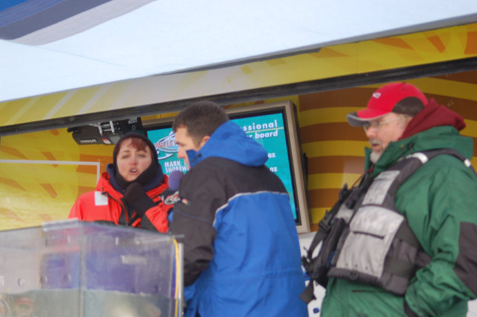 8B0EDADA-5012-4E79-8DA6-AF4AD60626CF