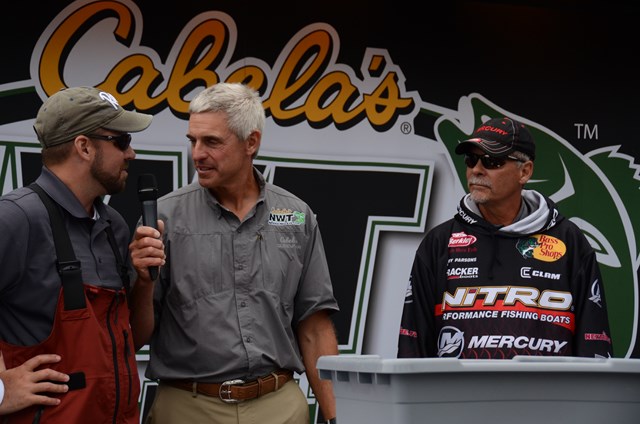 8B186ACC-3513-4C55-A0B2-9CB8626E937A