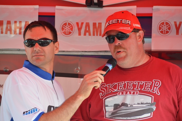 8B315632-16FC-4442-A49C-353F303DB2A7