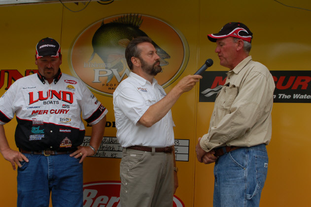 8B53E904-2BE7-4AA5-A286-93C93025726F