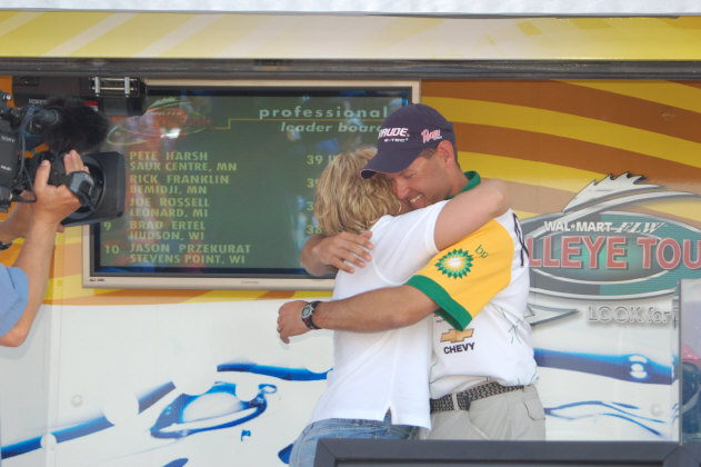 8B76BBE9-F7D5-4396-BA65-23C65D1434D3