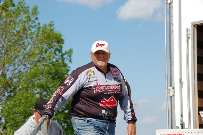 8B97A119-6A7A-4B3C-9E15-2861AC136400