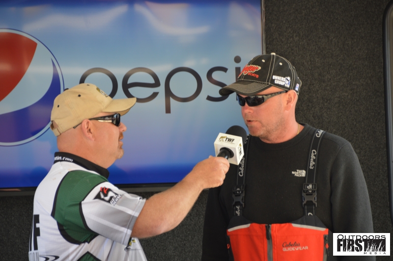 8B9B37E7-B1DF-4FE0-9FC7-04922DBC3E9E