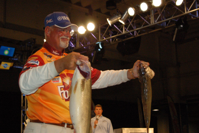 8BAE0813-41C4-4B35-8571-3FDB44DA0631