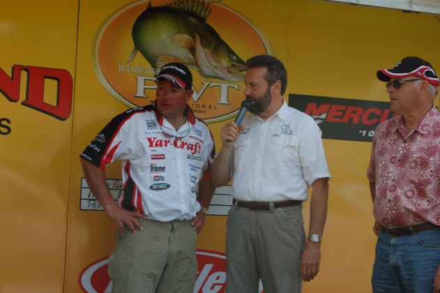 8BBF14A4-C163-4F6D-A35C-6614E7F9C680