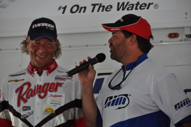 8BCD6833-90F8-4CF0-B3F7-398D324C282F