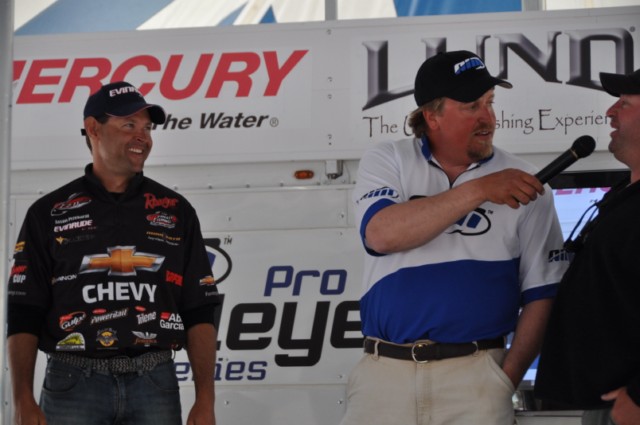 8C0AA793-057E-4AF0-A5B6-473D7EFDCF31