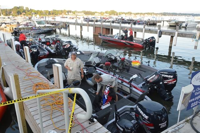 8C1D2946-653E-4131-804E-F9589FF7B963