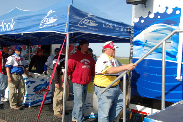 8C2390C0-D29C-481D-8E82-B6A6E7E23F59