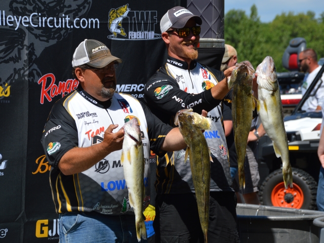 8C3179B5-8AF8-426A-BAD8-DD569B3C8B0C