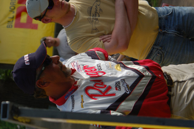 8C7B775A-4F02-49A9-945F-37481F7114C9