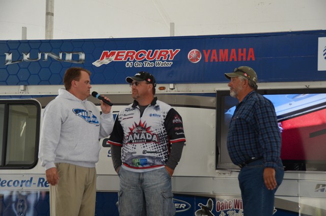 8C8EEFAE-EA8A-4544-85C5-C60D53C04092