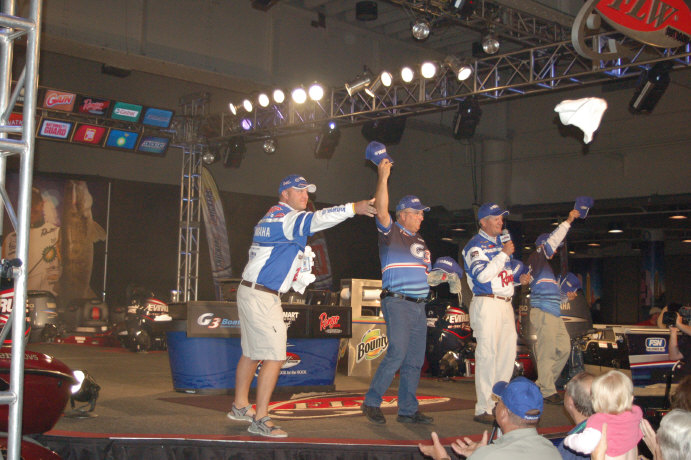 8CB85A67-423E-401F-BC37-05FE9C7FB544