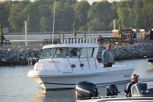 8CC02B1C-C0DA-4751-B9A3-4027FCCDB593