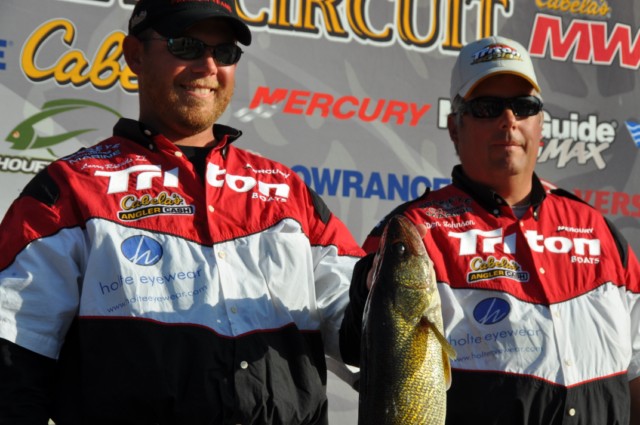 8CCD9C72-AA0B-46B9-8C43-F00FC9057B76