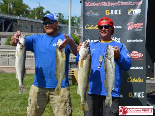 8CD24160-E61F-4225-8FAF-502FADD1B0E6