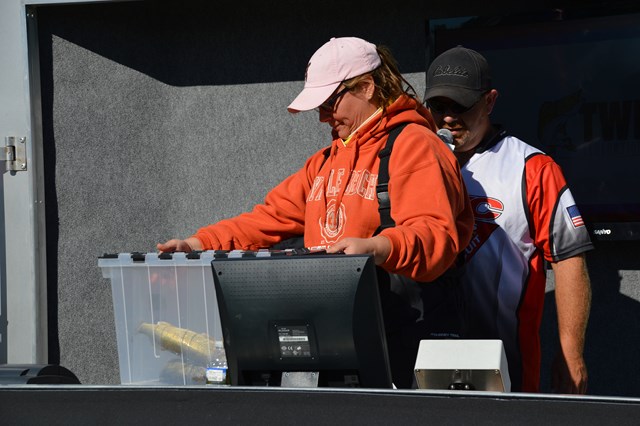 8CE1A746-6384-4610-999B-F23755EC7673