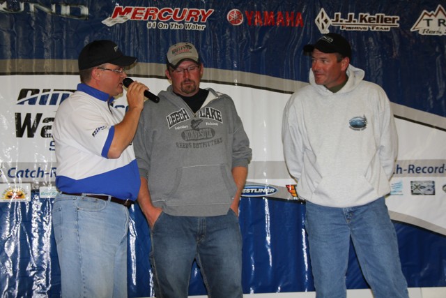 8CE1F84E-11DF-41BE-AD63-88A7238E4275