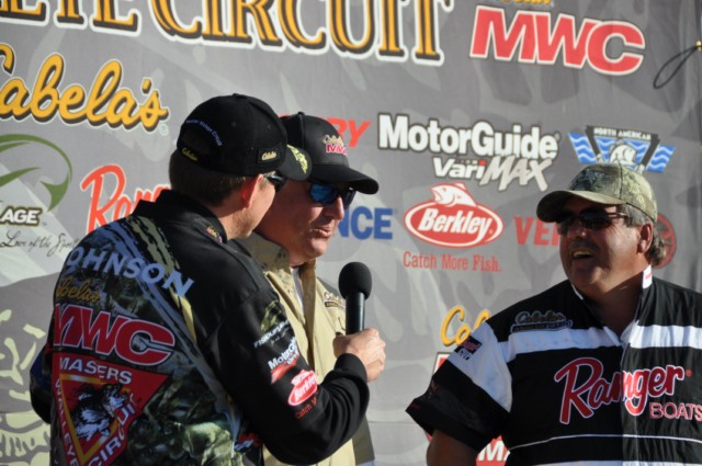 8CED39FC-BFF1-4C2F-806B-9B02F5EE98ED