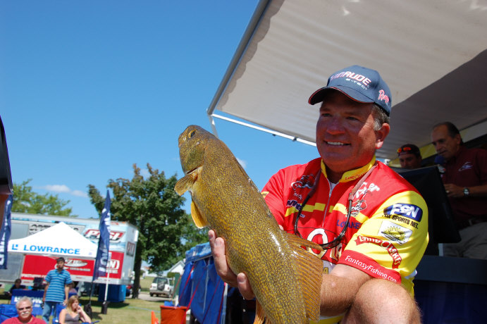 8D04EA79-AB5C-44D0-9AF4-E68000F8461B